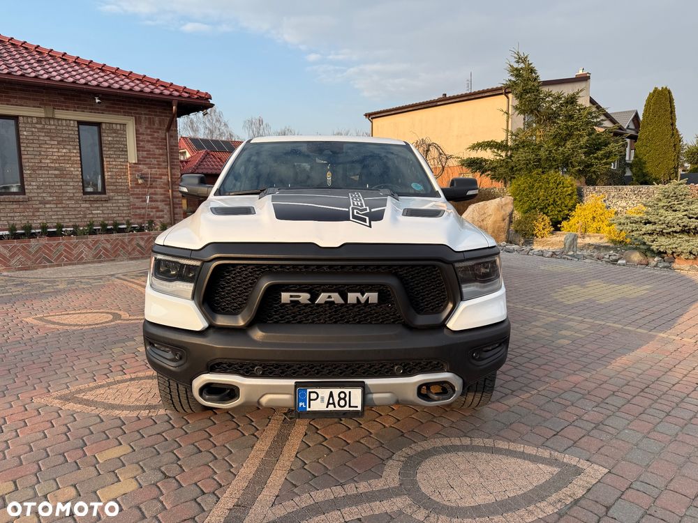 Dodge RAM - 33