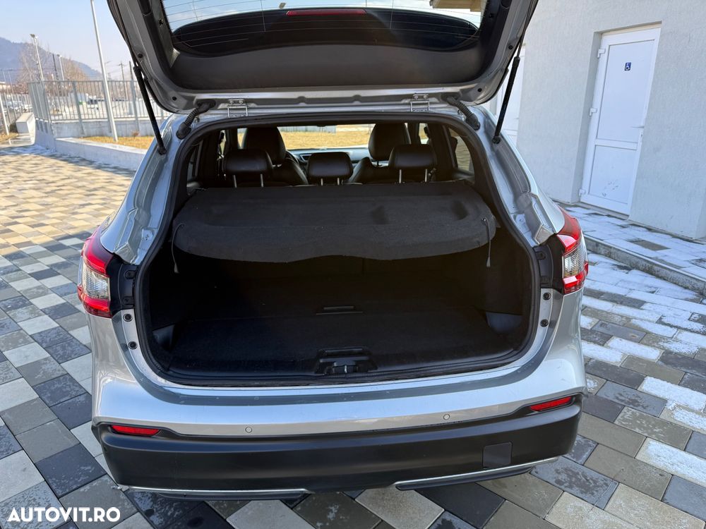 Nissan Qashqai 1.2 DIG-T TEKNA+ - 15