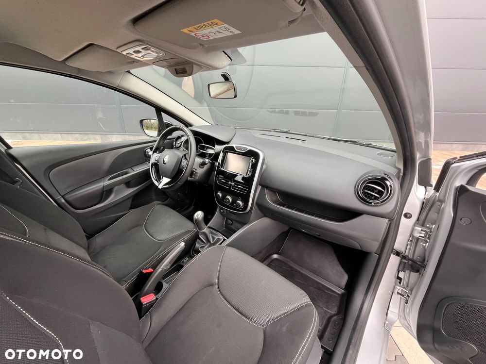 Renault Clio 1.2 16V Life EU6 - 14