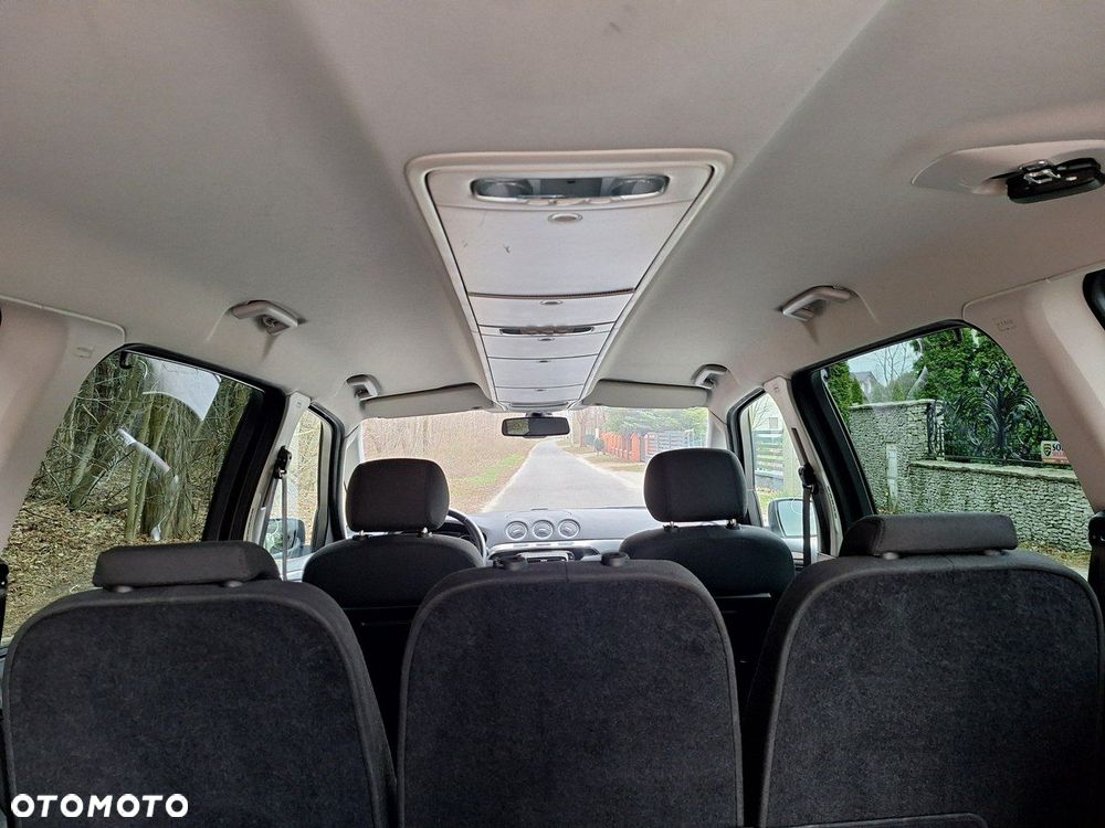 Ford Galaxy 2.0 TDCi Titanium - 23