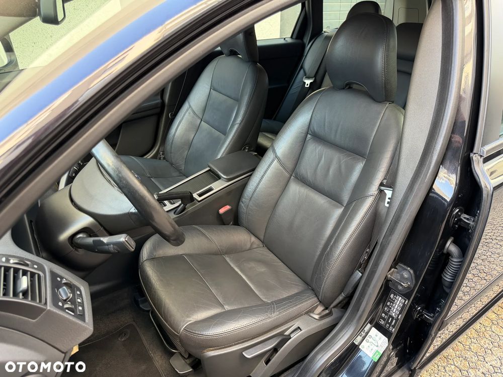 Volvo V50 - 28