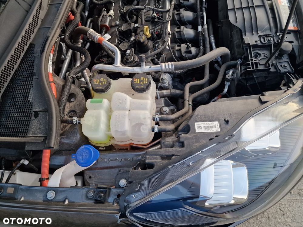 Ford Kuga - 25