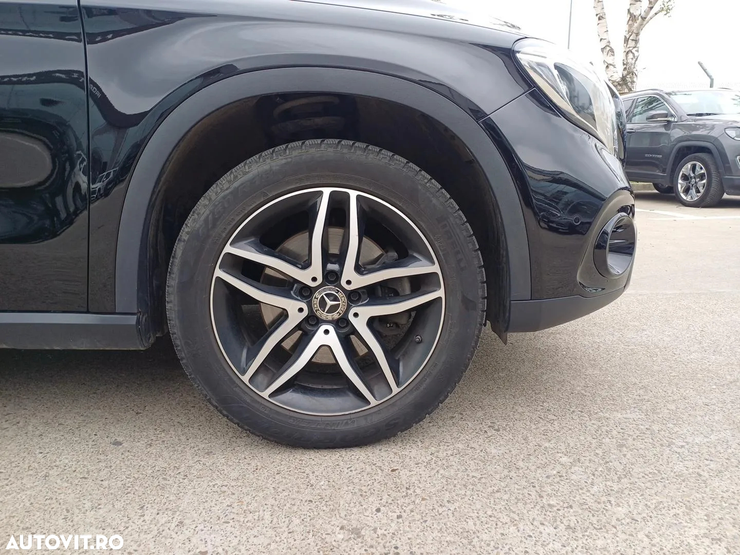 Mercedes-Benz GLA 220 4MATIC - 22