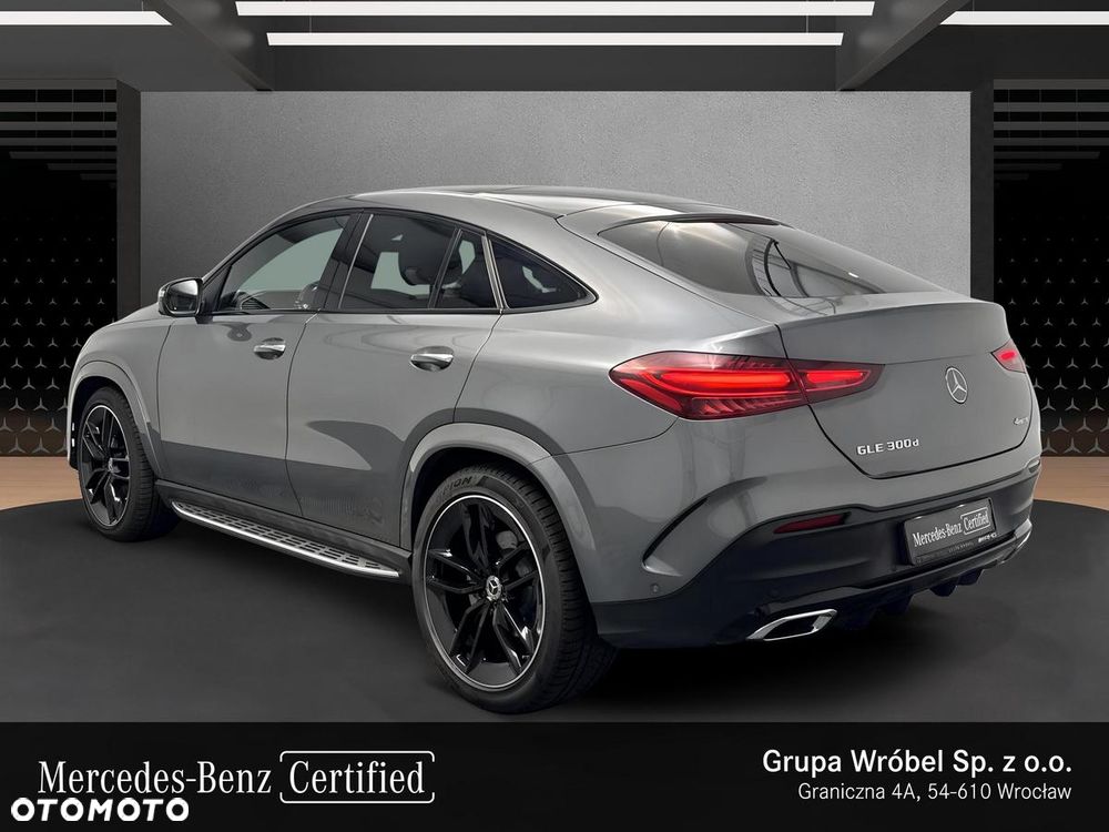 Mercedes-Benz GLE ver-300-d-4matic-9g--tronic-amg-line - 4