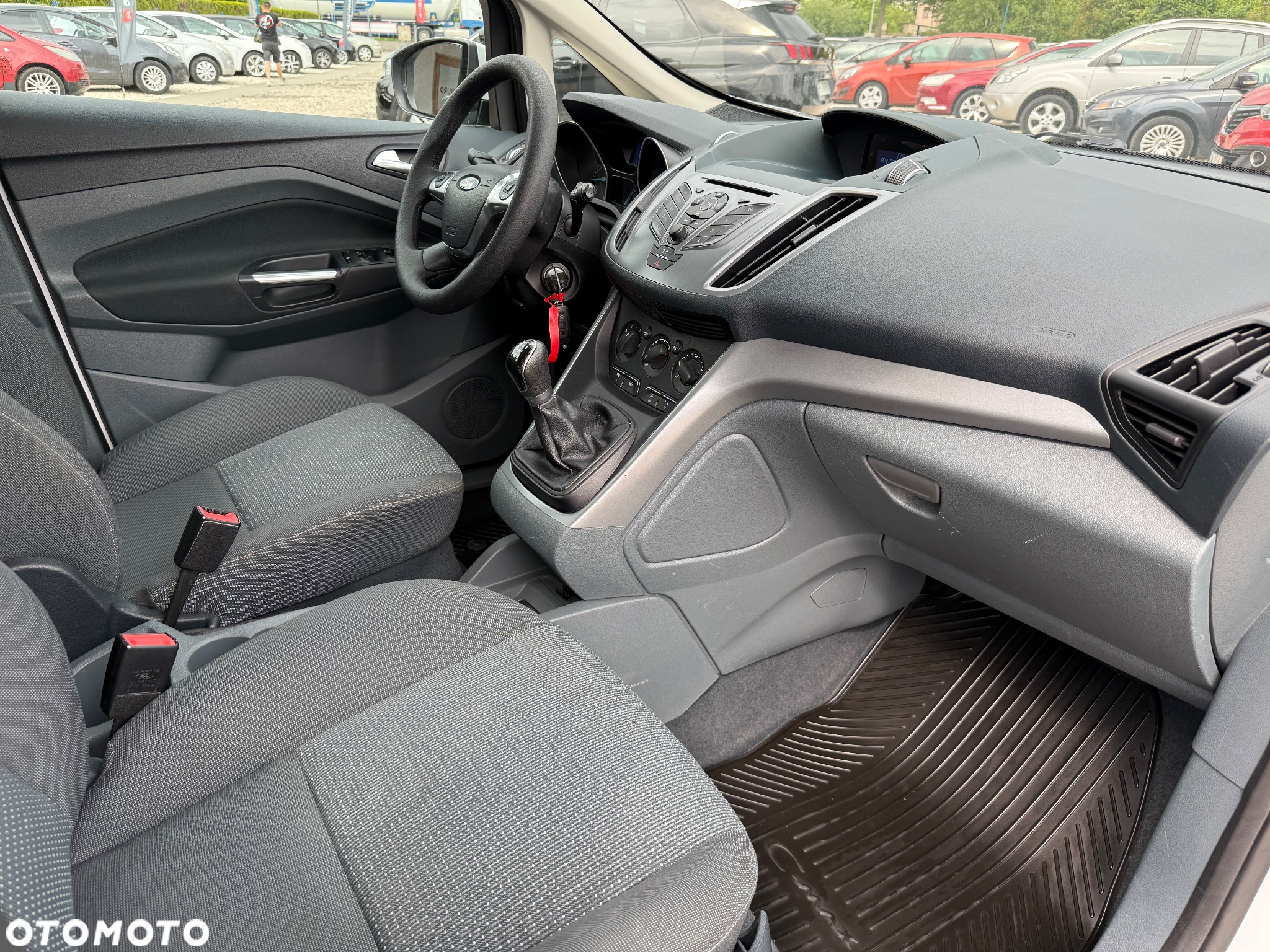 Ford Grand C-MAX 1.6 Titanium - 33