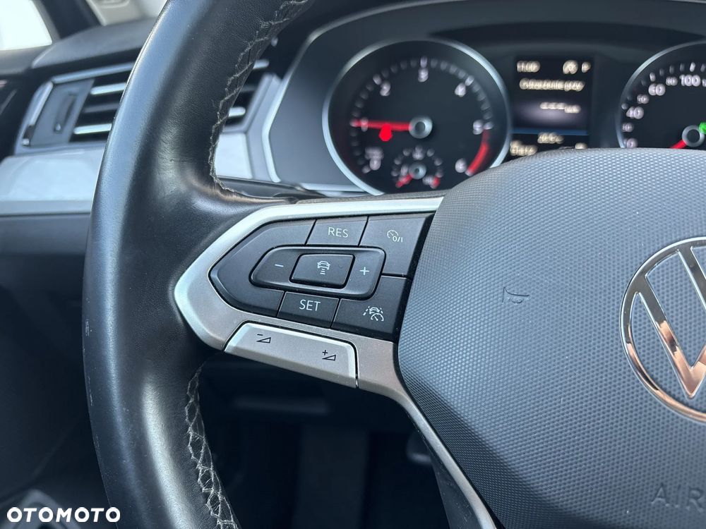 Volkswagen Passat 2.0 TDI EVO Business DSG - 31