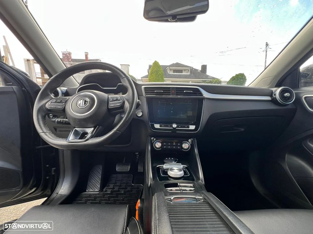 MG ZS EV Standard Luxury - 14