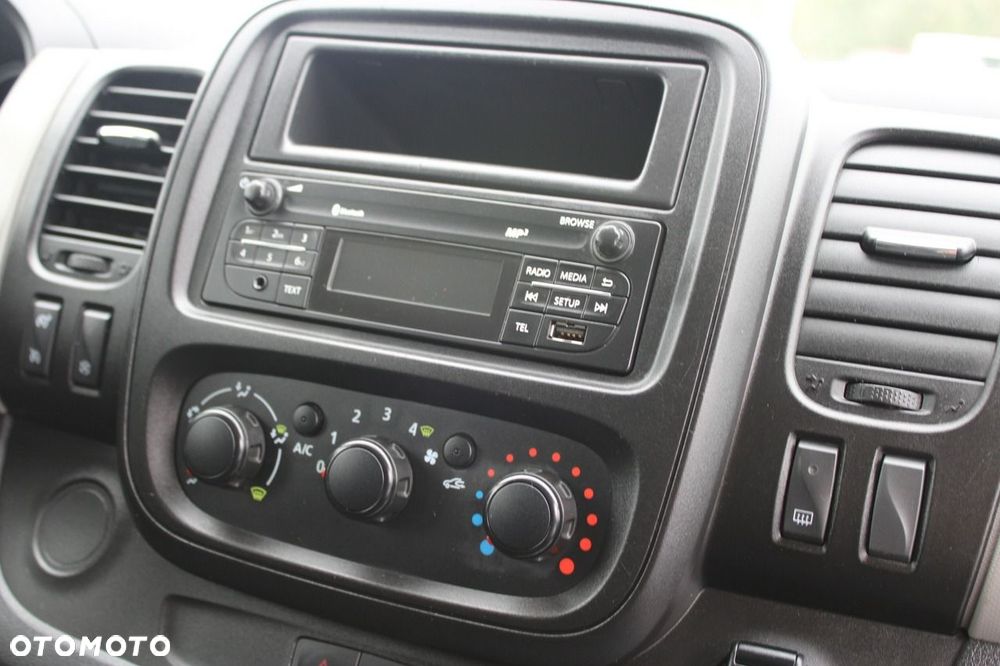 Renault Trafic - 15