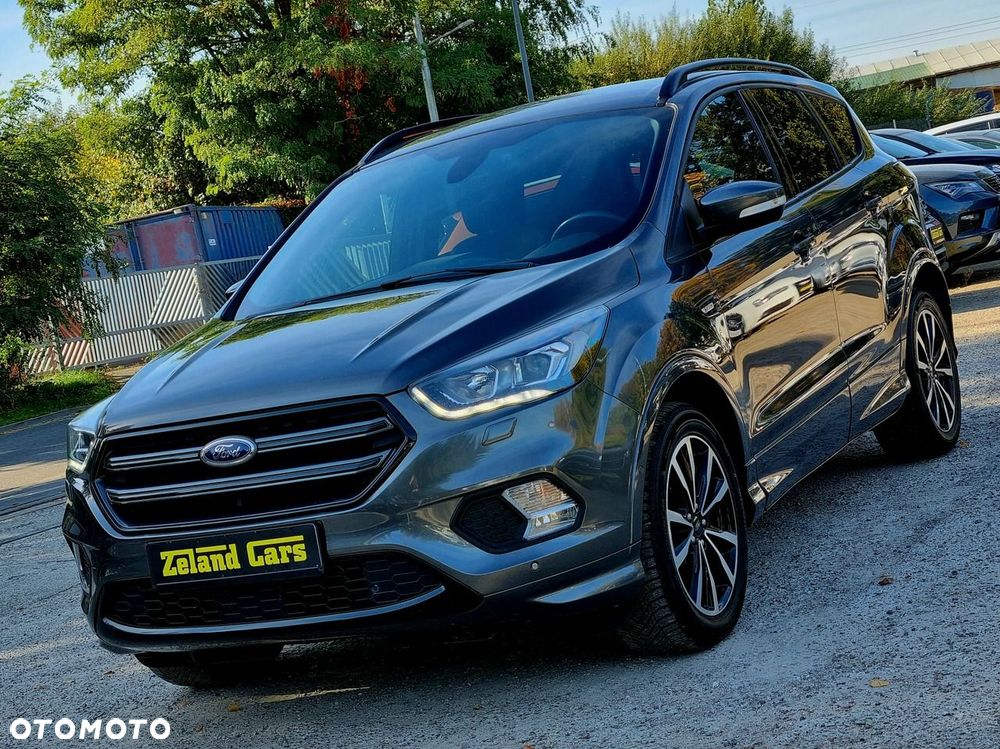 Ford Kuga 1.5 EcoBoost 2x4 ST-Line - 1