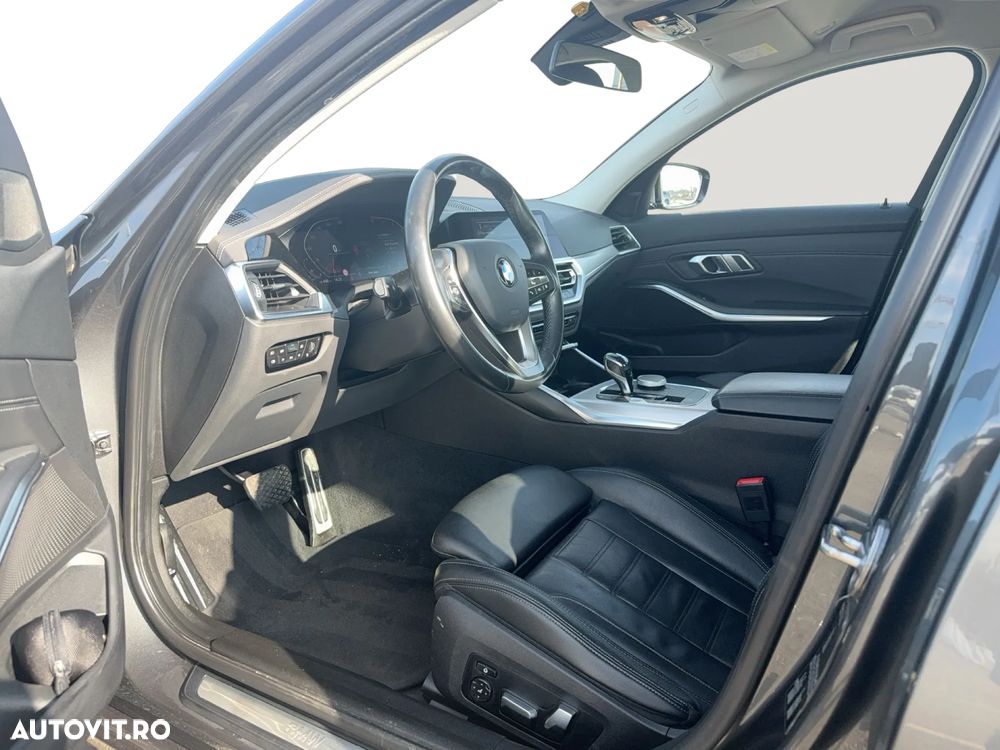 BMW Seria 3 320d Aut. Luxury Line - 9