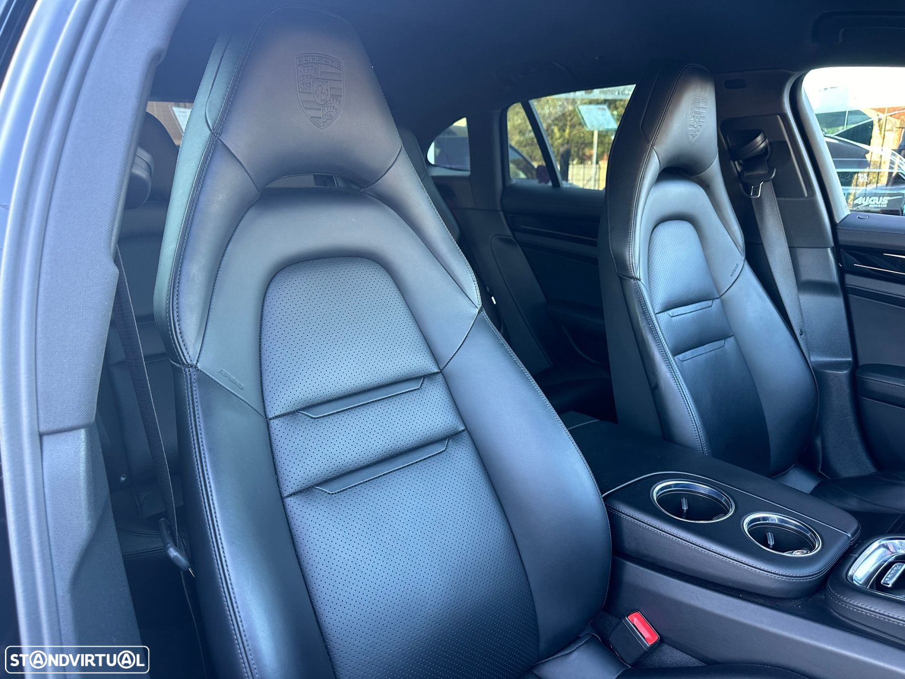 Porsche Panamera Sport Turismo 4 E-Hybrid 10 Years Edition - 13