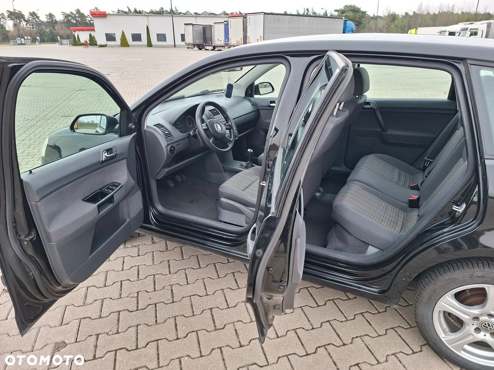 Volkswagen Polo - 5