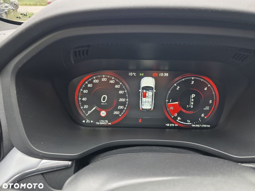 Volvo XC 60 - 1