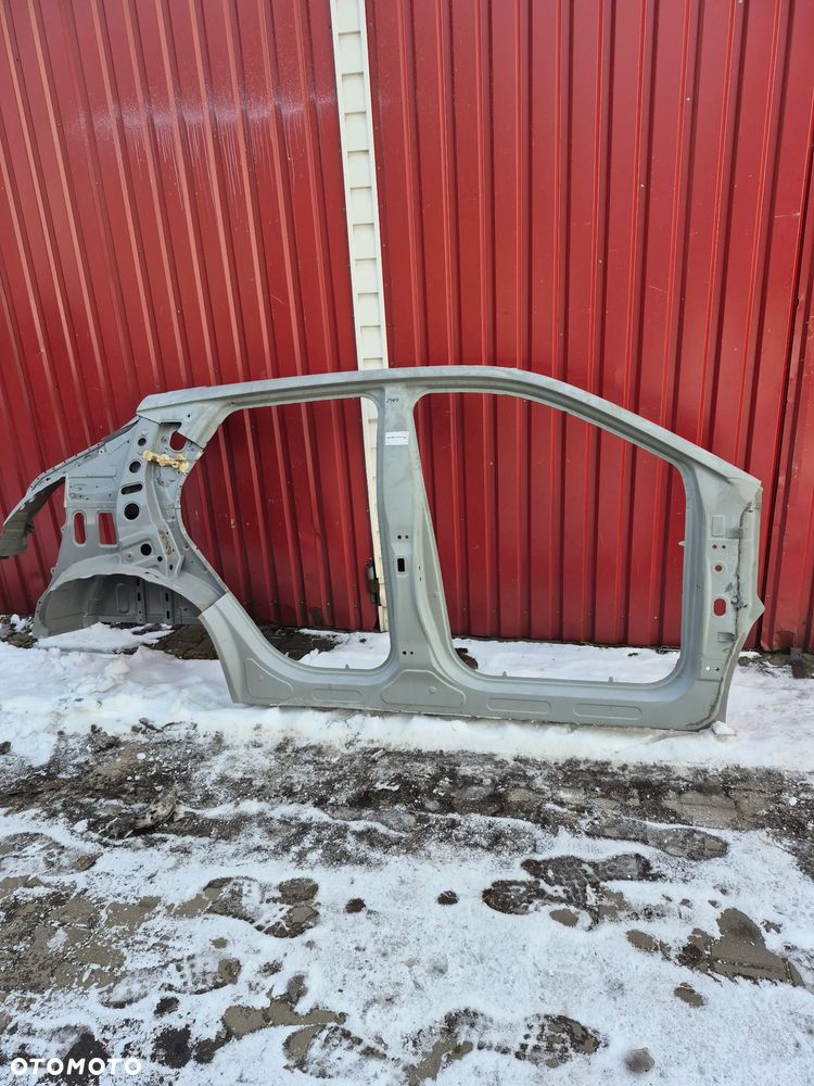 Omoda 5 prawy bok słupek próg 509002949AADYJ - 1