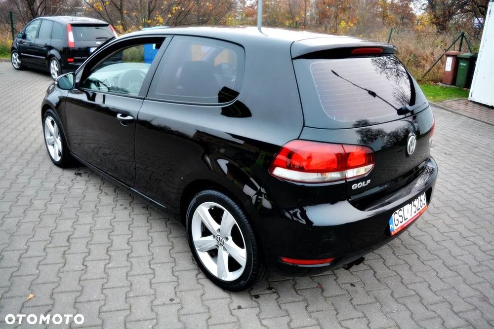 Volkswagen Golf - 12