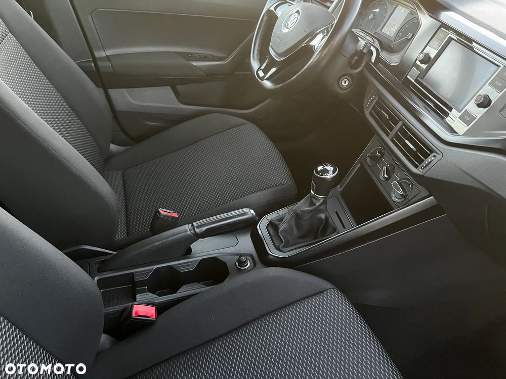 Volkswagen Polo - 17