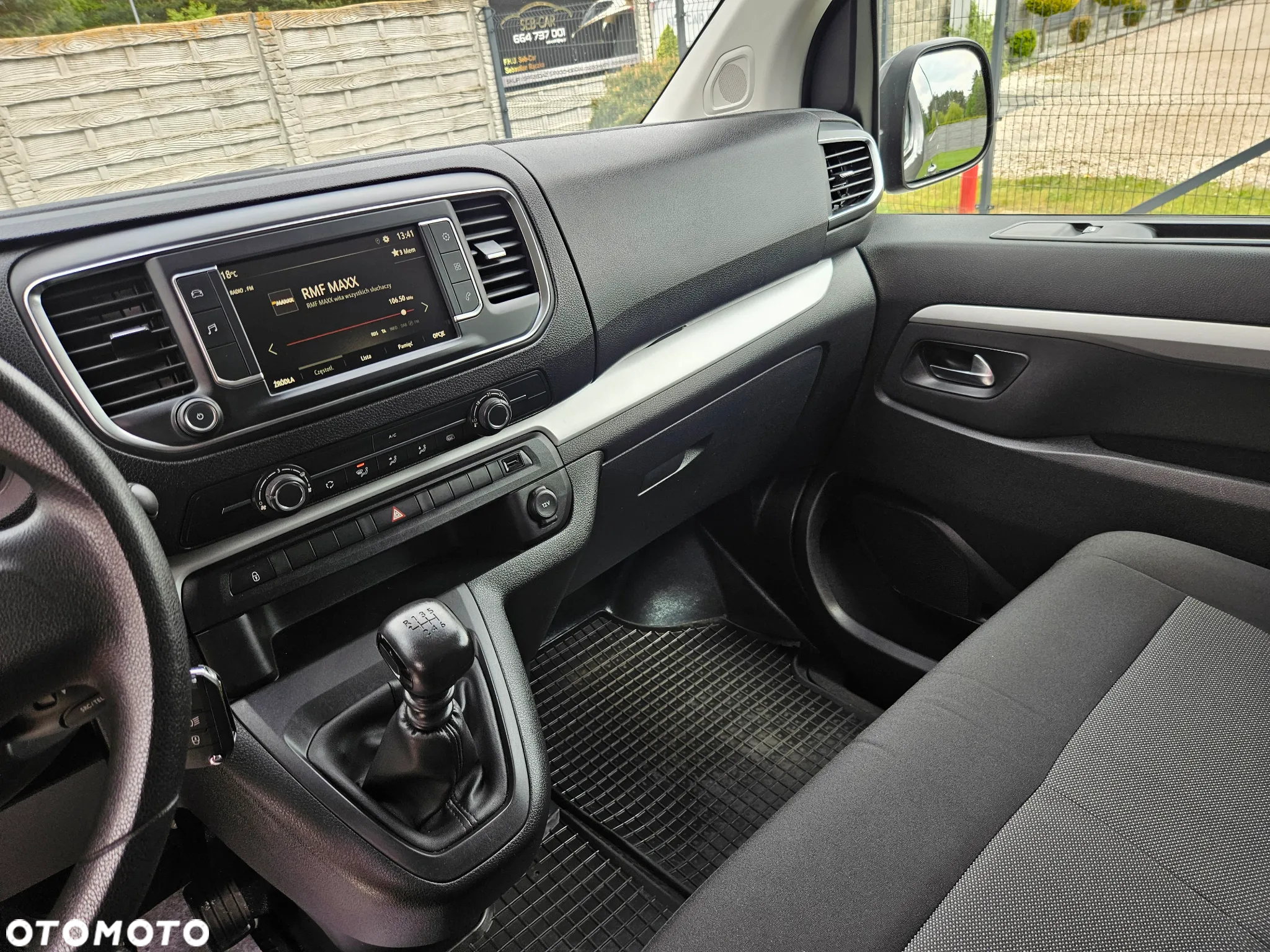 Opel VIVARO Extra LONG Brygadowy 6-os SALON POLSKA 65tyś km FV23% - 19
