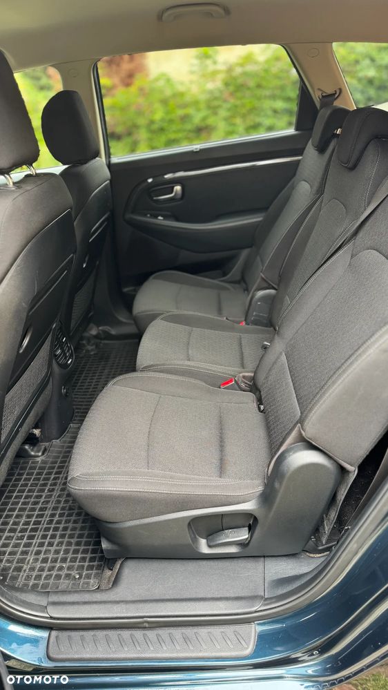 Kia Carens 1.7 CRDi Business Line 7DCT - 7