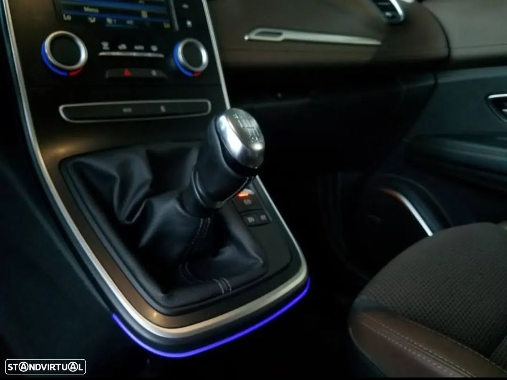 Renault Scénic Energy dCi 130 S&S Bose Edition - 19