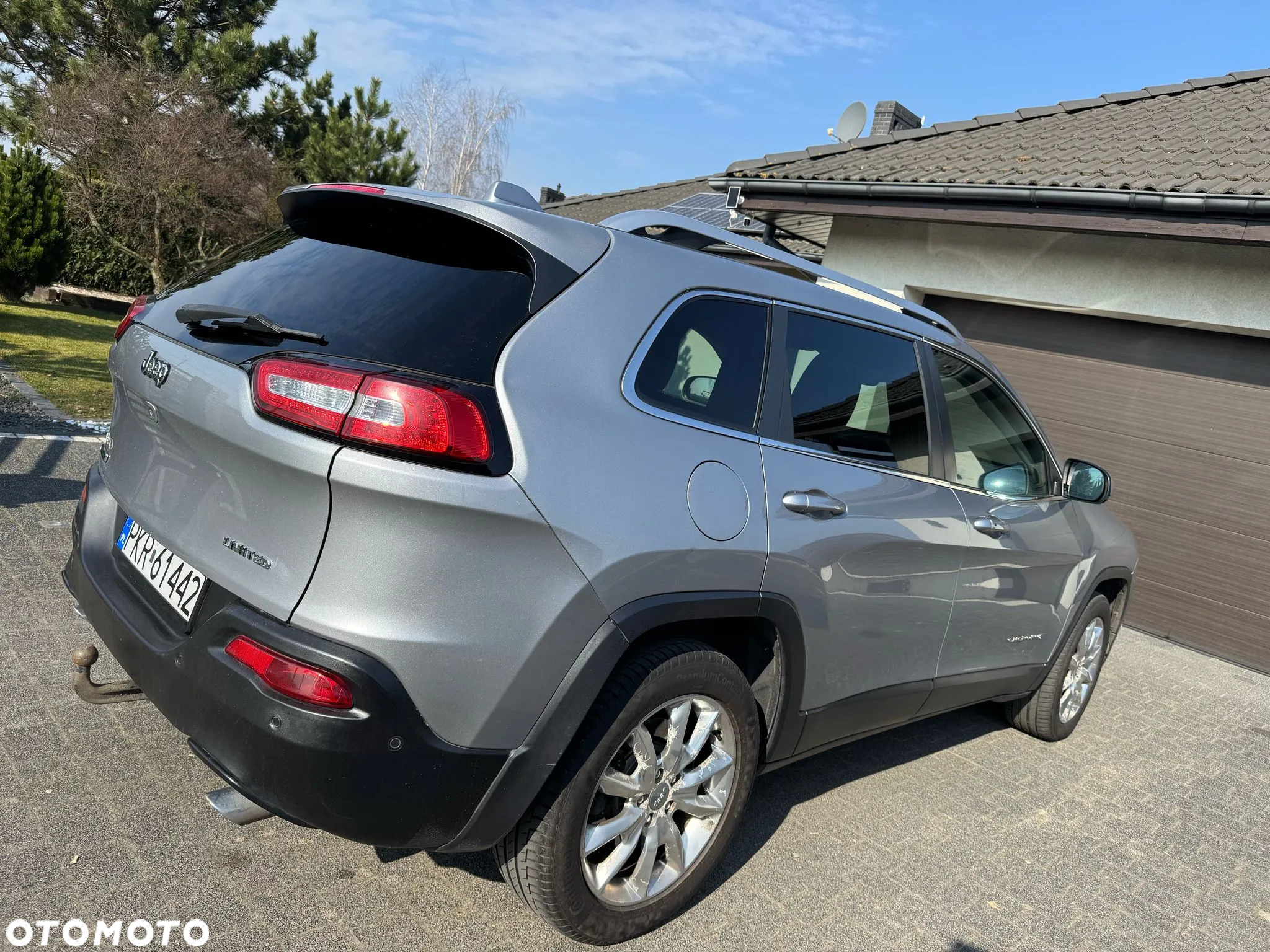 Jeep Cherokee - 9