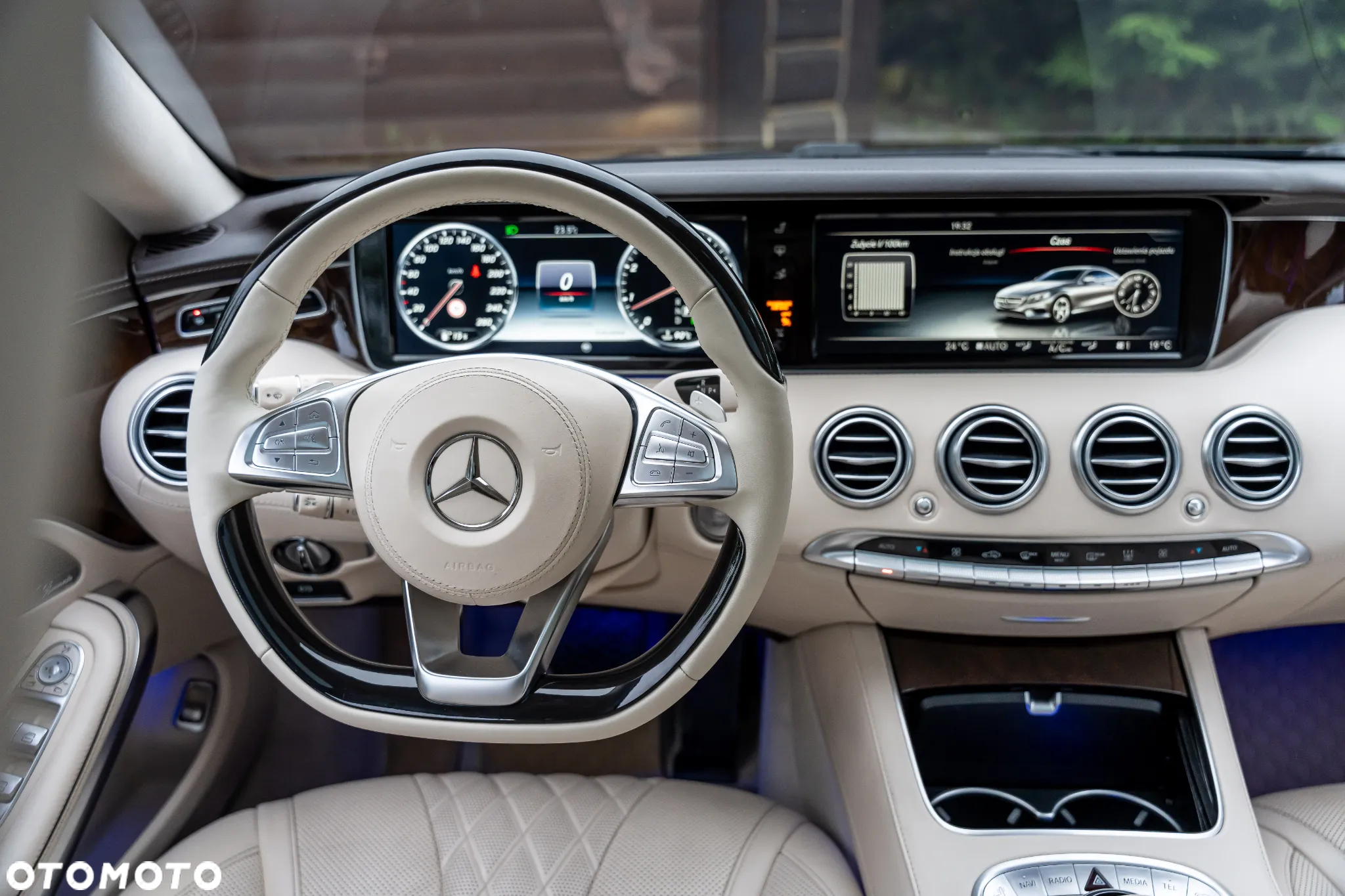 Mercedes-Benz Klasa S 500 Coupe 4-Matic 7G-TRONIC - 29