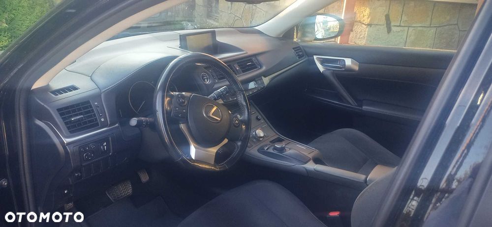 Lexus CT - 2
