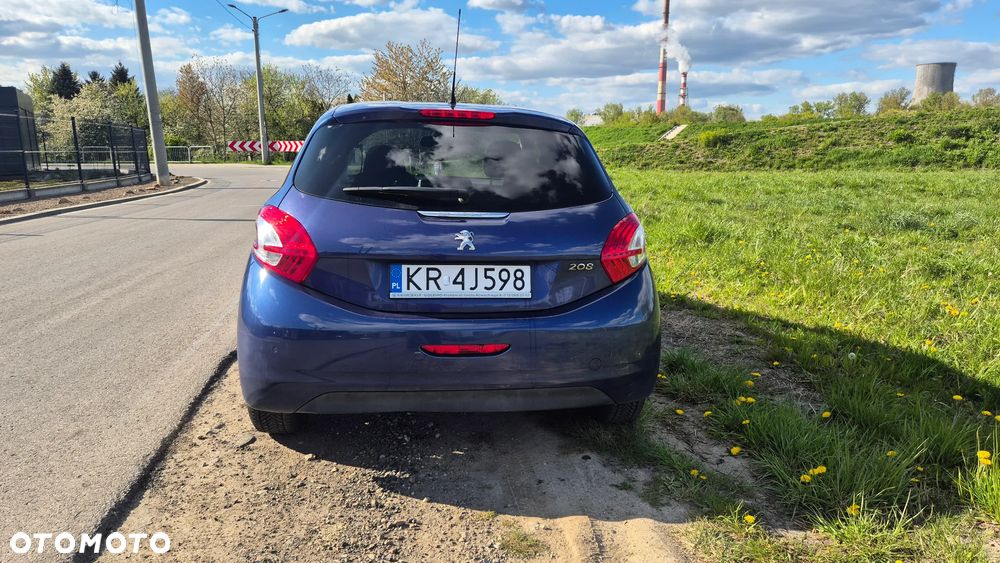 Peugeot 208 - 6