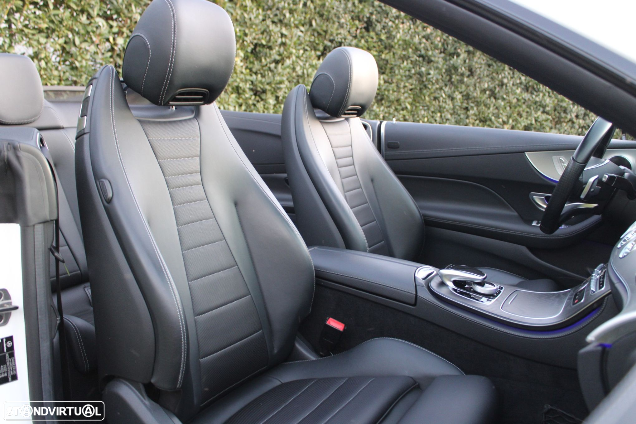 Mercedes-Benz E 220 d AMG Line - 35