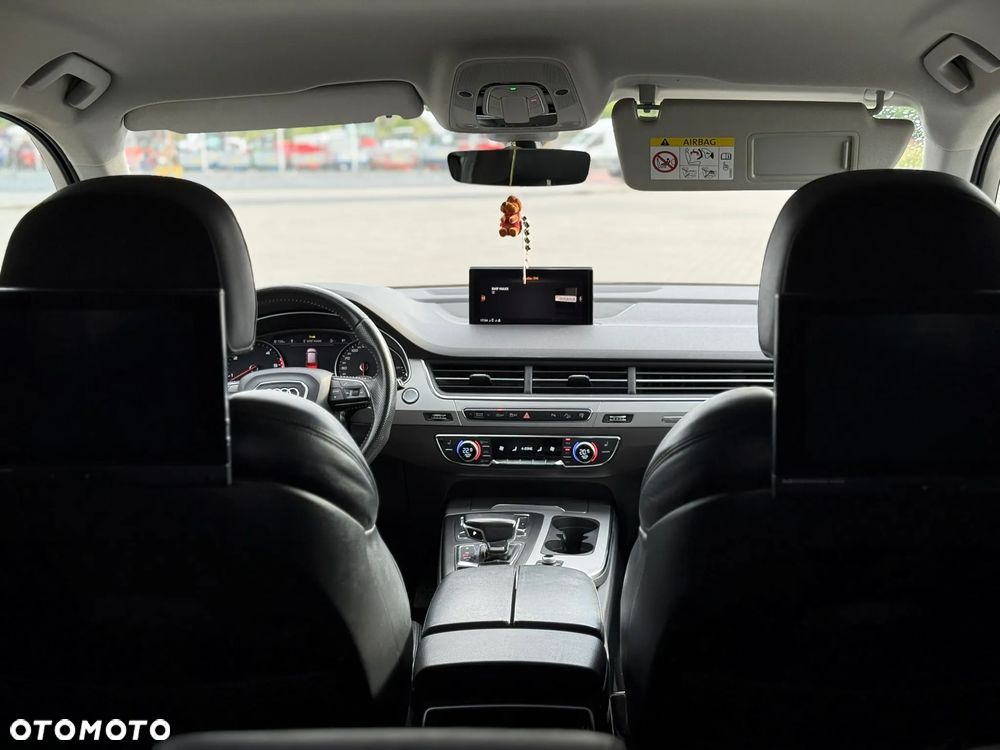 Audi Q7 - 9