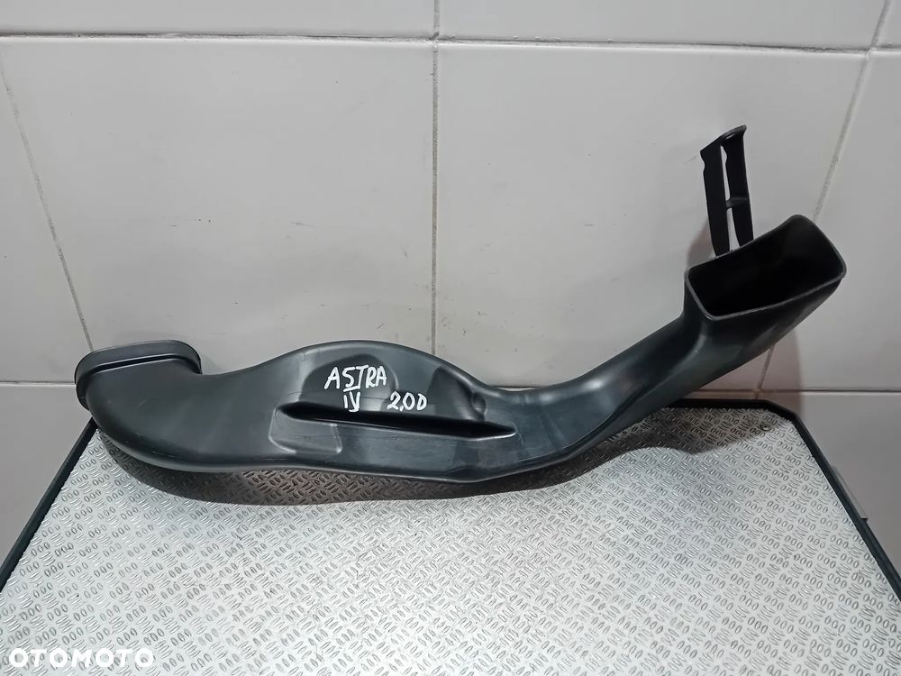 rura dolot powietrza OPEL aSTRA iv 2.0 d 2010 13307080 - 1
