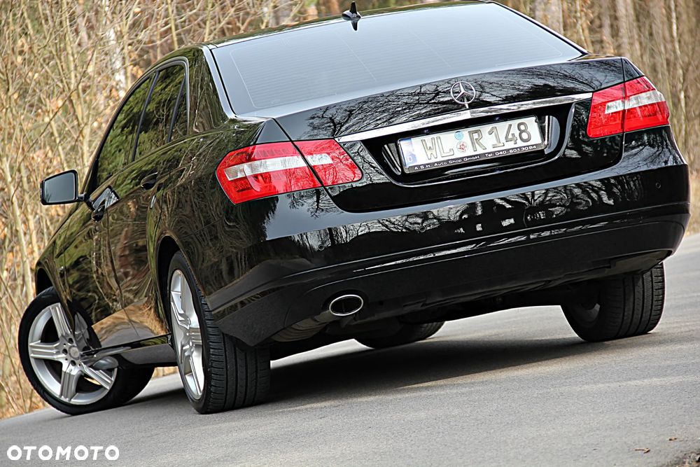 Mercedes-Benz Klasa E 200 BlueEFFICIENCY Elegance - 20