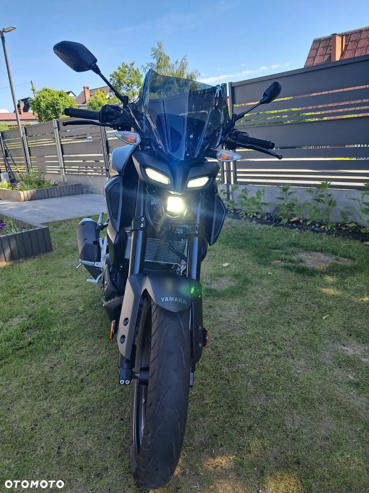 Yamaha MT - 15