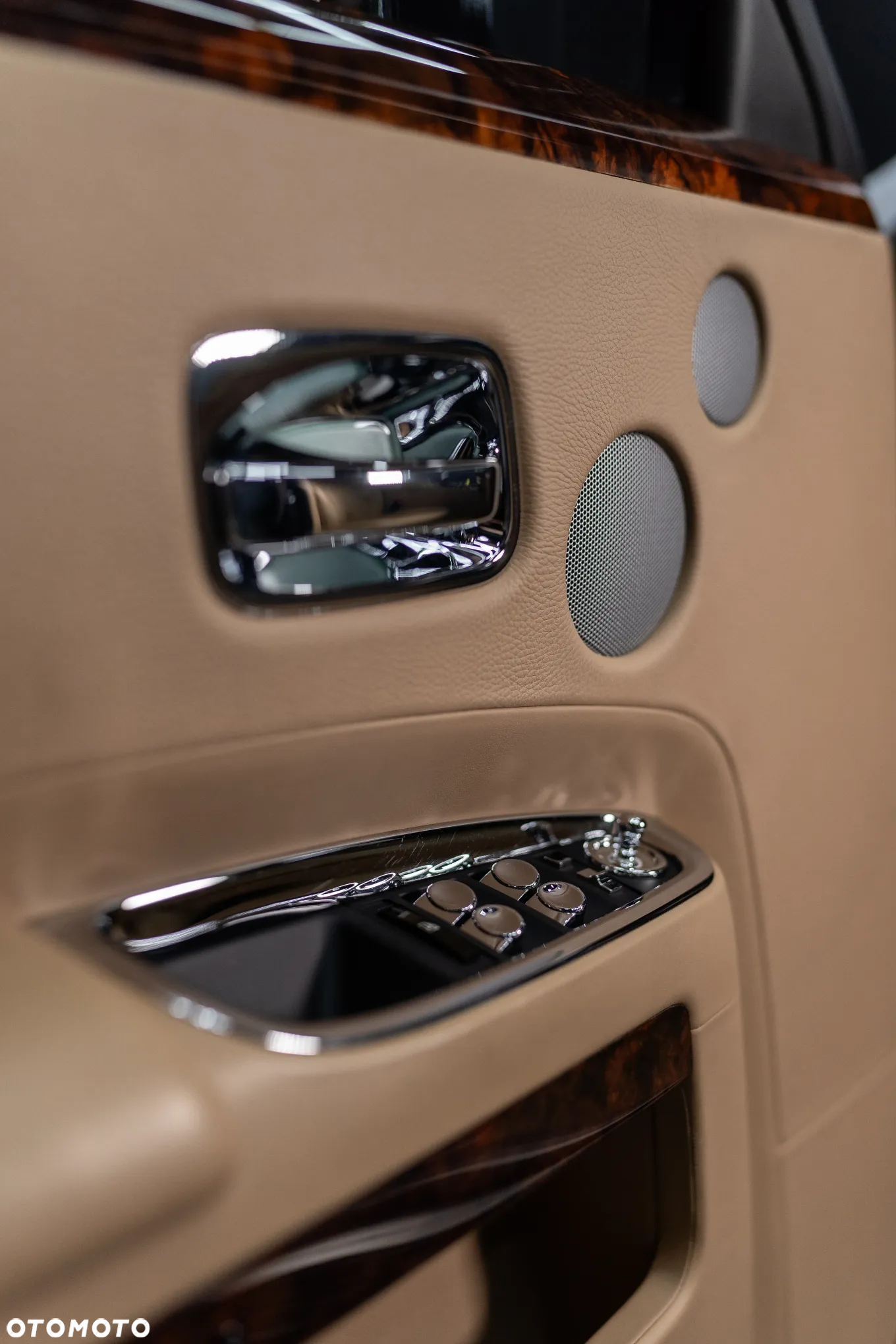 Rolls-Royce Ghost Standard - 27