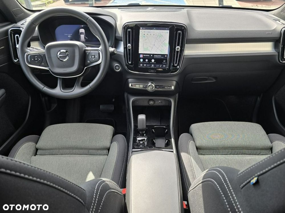 Volvo XC 40 B4 Plus Dark - 13