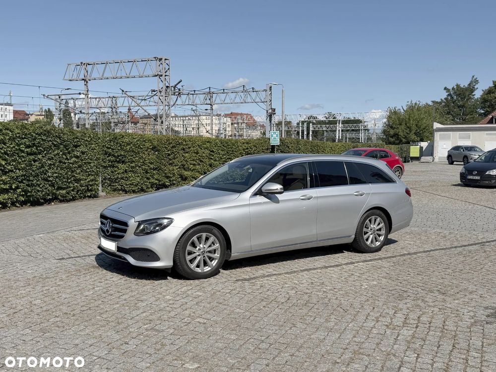 Mercedes-Benz Klasa E 220 d 9G-TRONIC - 1