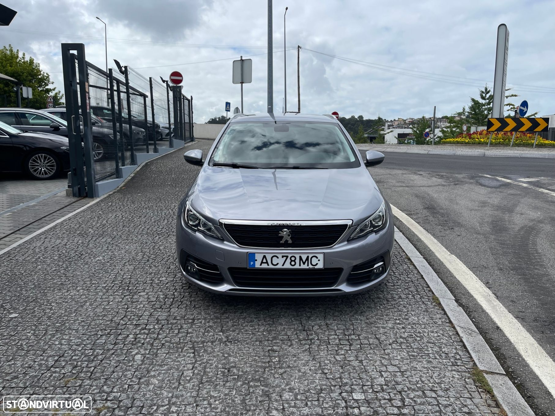 Peugeot 308 SW 1.5 BlueHDi Style - 4