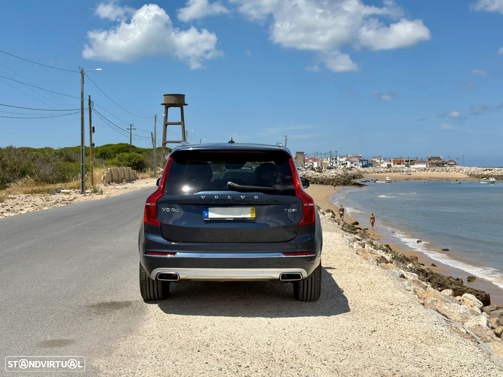 Volvo XC 90 - 8