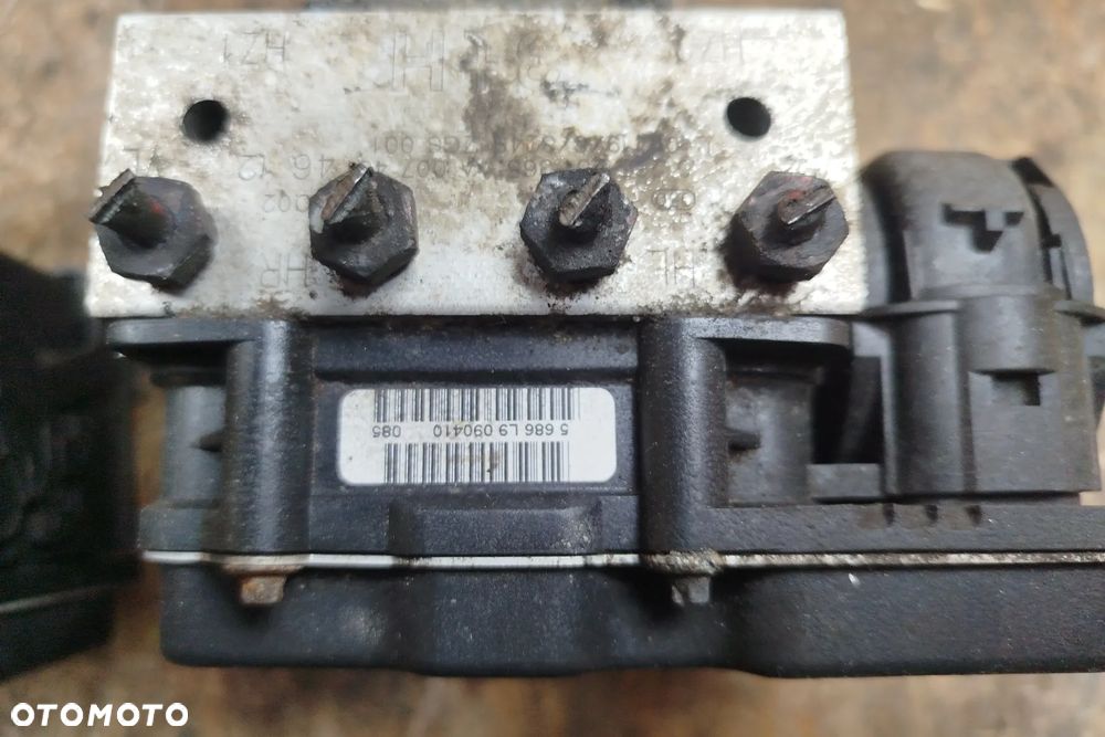 pompa hamulcowa ABS 0265230404  do Volkwagen Crafter I 06- MERCEDES W906 06- - 10