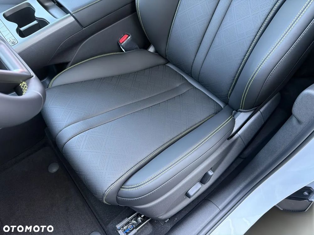 BYD Atto 2 DM-i - 14