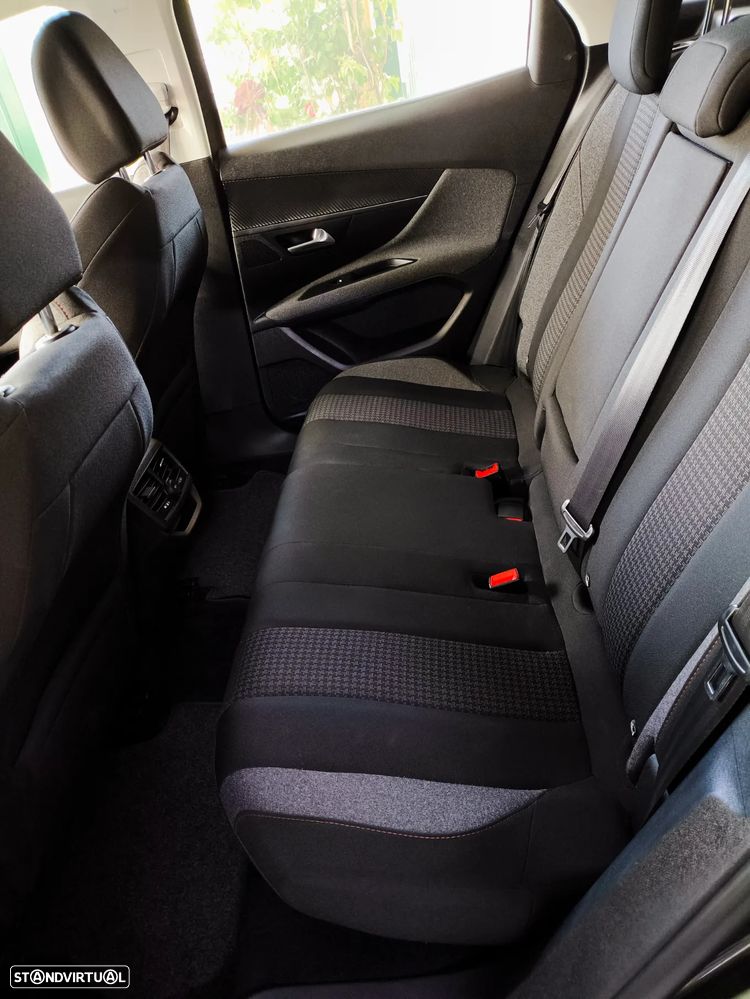 Peugeot 3008 1.6 e-HDi Allure 2-Tronic 110g - 7