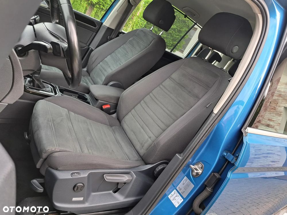 Volkswagen Touran 2.0 TDI SCR (BlueMotion Technology) DSG Highline - 17