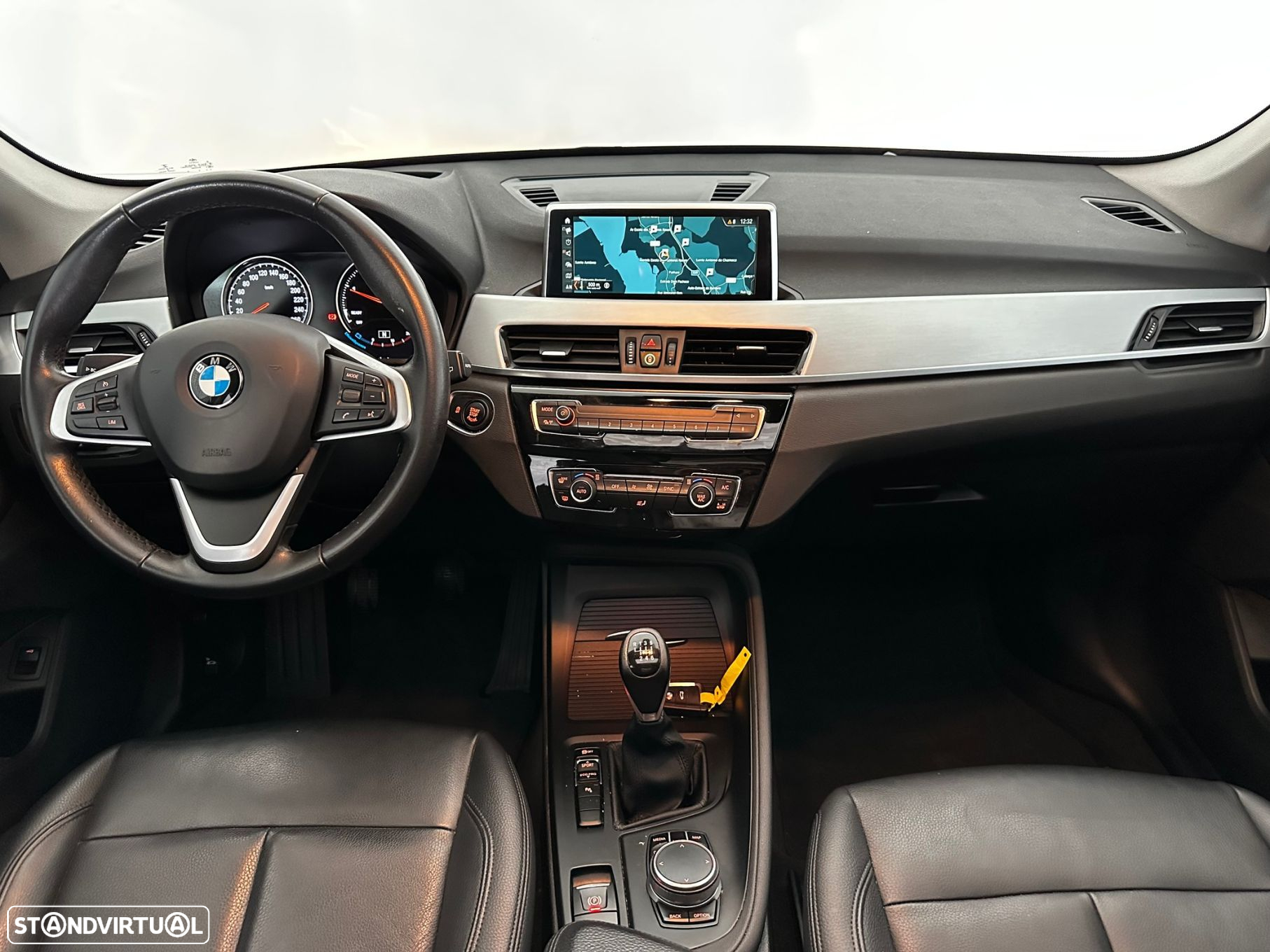 BMW X1 16 d sDrive Line xLine - 18