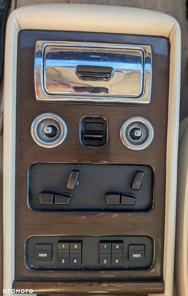 Bentley Eight - 6