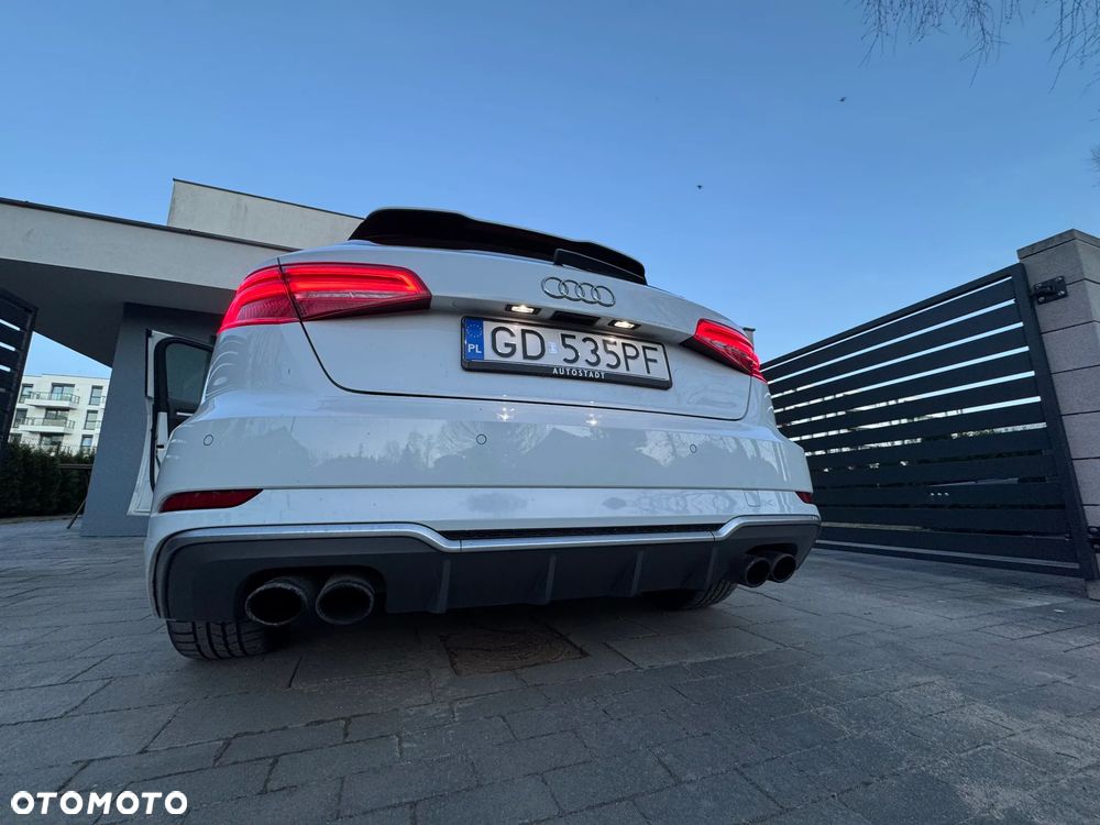 Audi S3 - 1