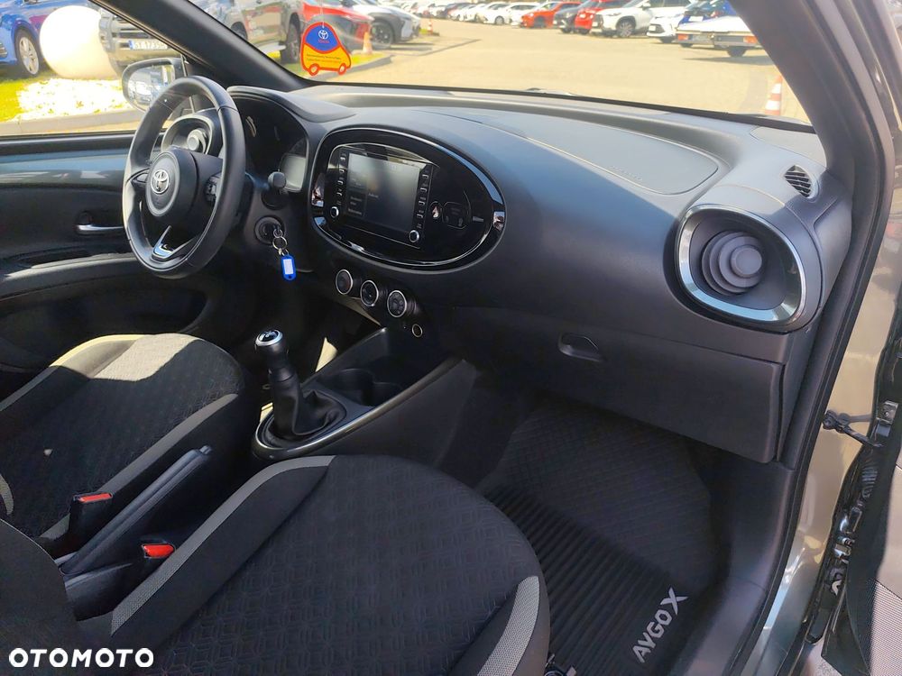 Toyota Aygo X - 9
