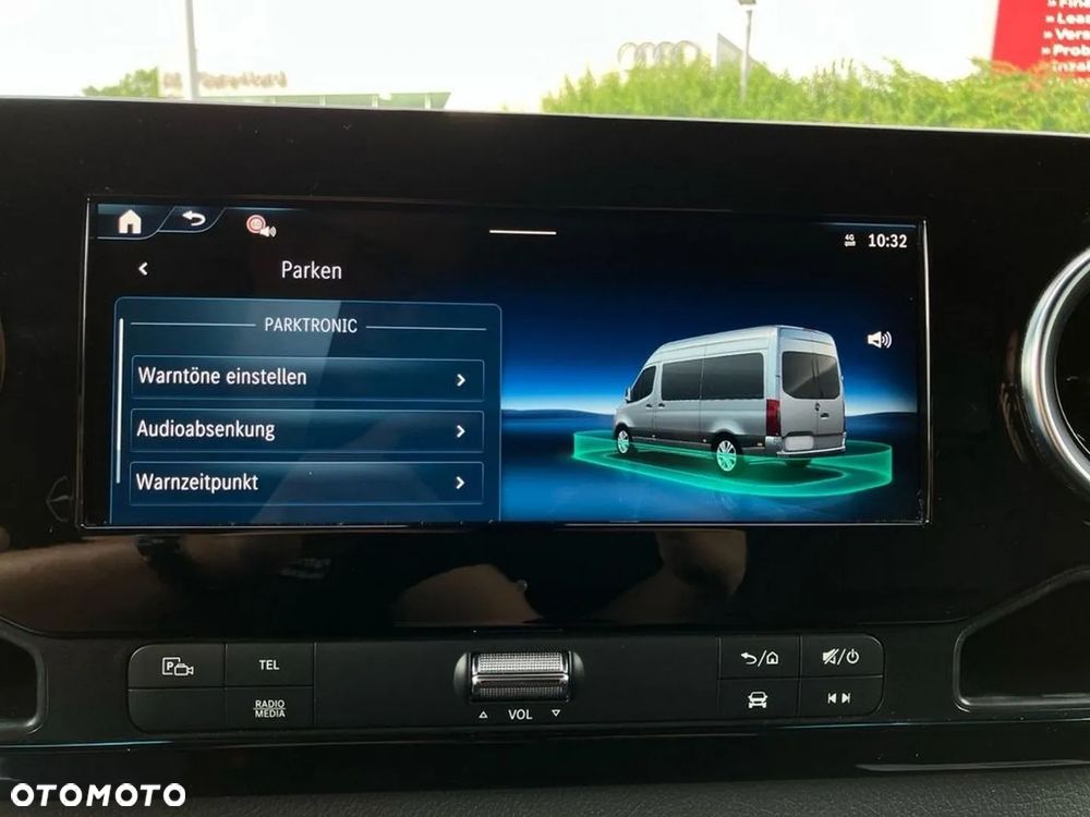 Mercedes-Benz Sprinter - 20