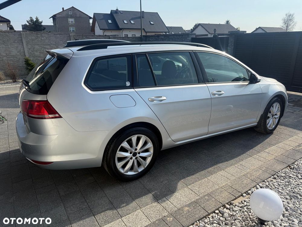 Volkswagen Golf - 17