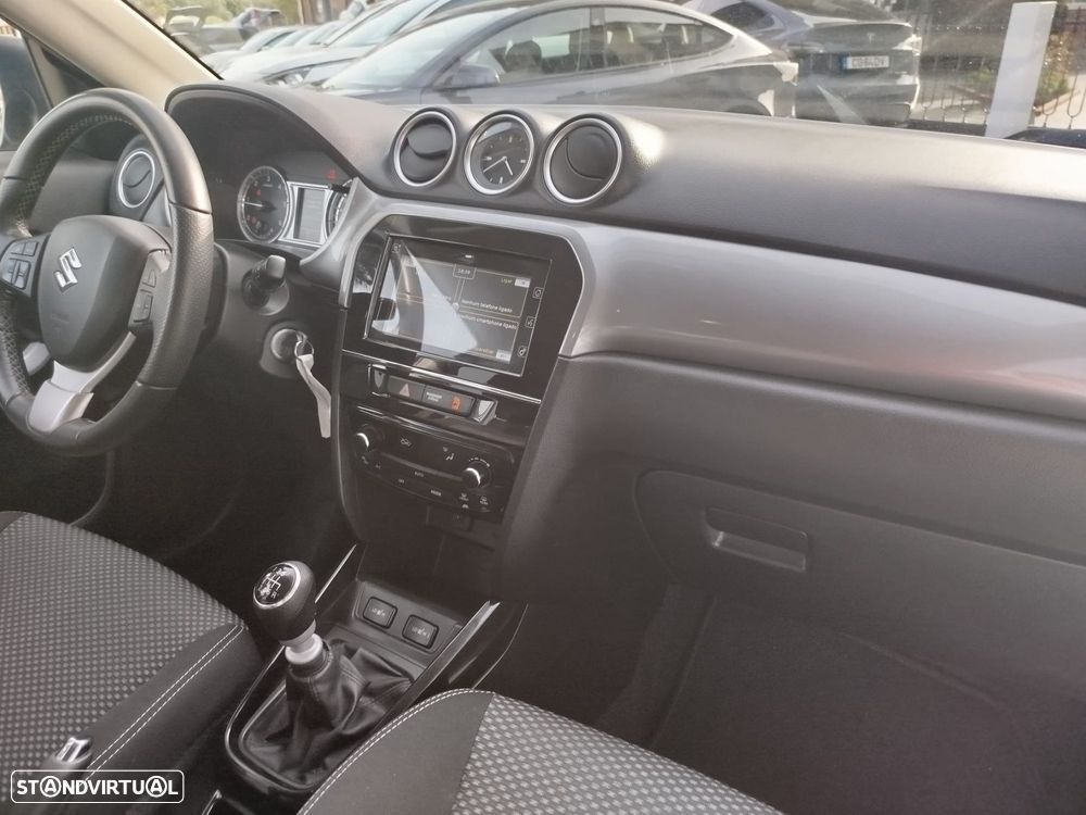 Suzuki Vitara 1.6 DDiS Special Edition 4WD - 28