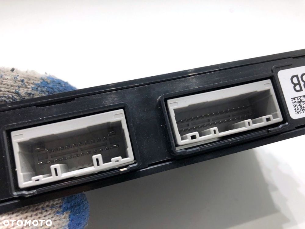 MODUŁ KOMFORTU  SUZUKI SX4 S-CROSS (JY) 2013 - 2022 1.4 Hybrid (Mild Hybrid) (AKK 414) 95 kW [129 - 4