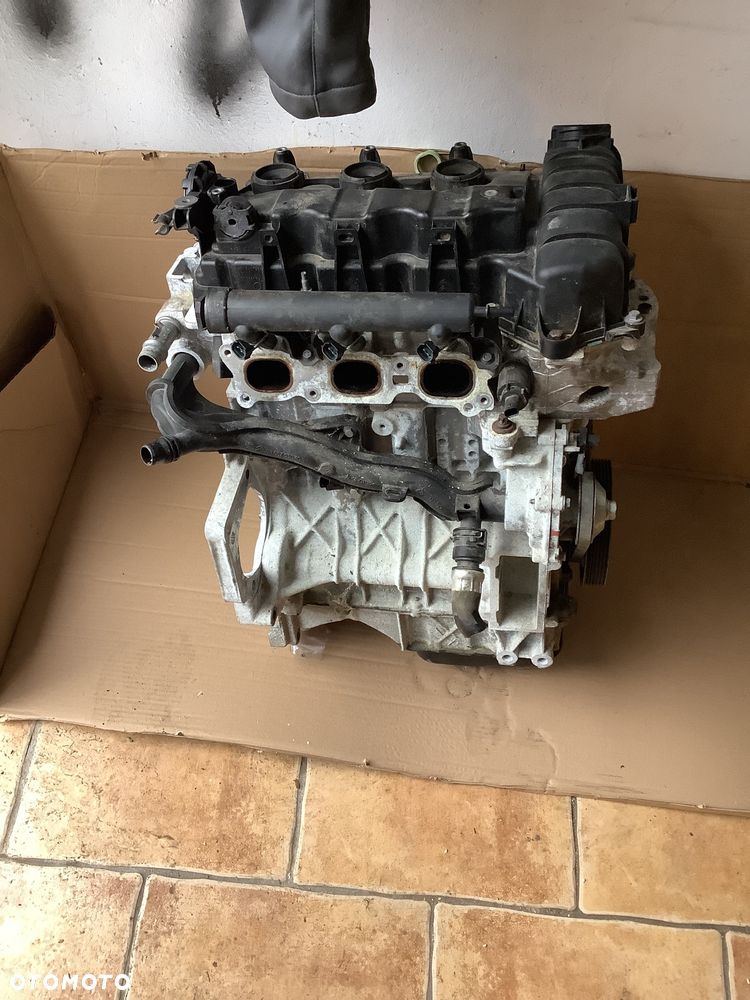CITROEN PEUGEOT 2008 208 SILNIK 1.2 VTI HM05